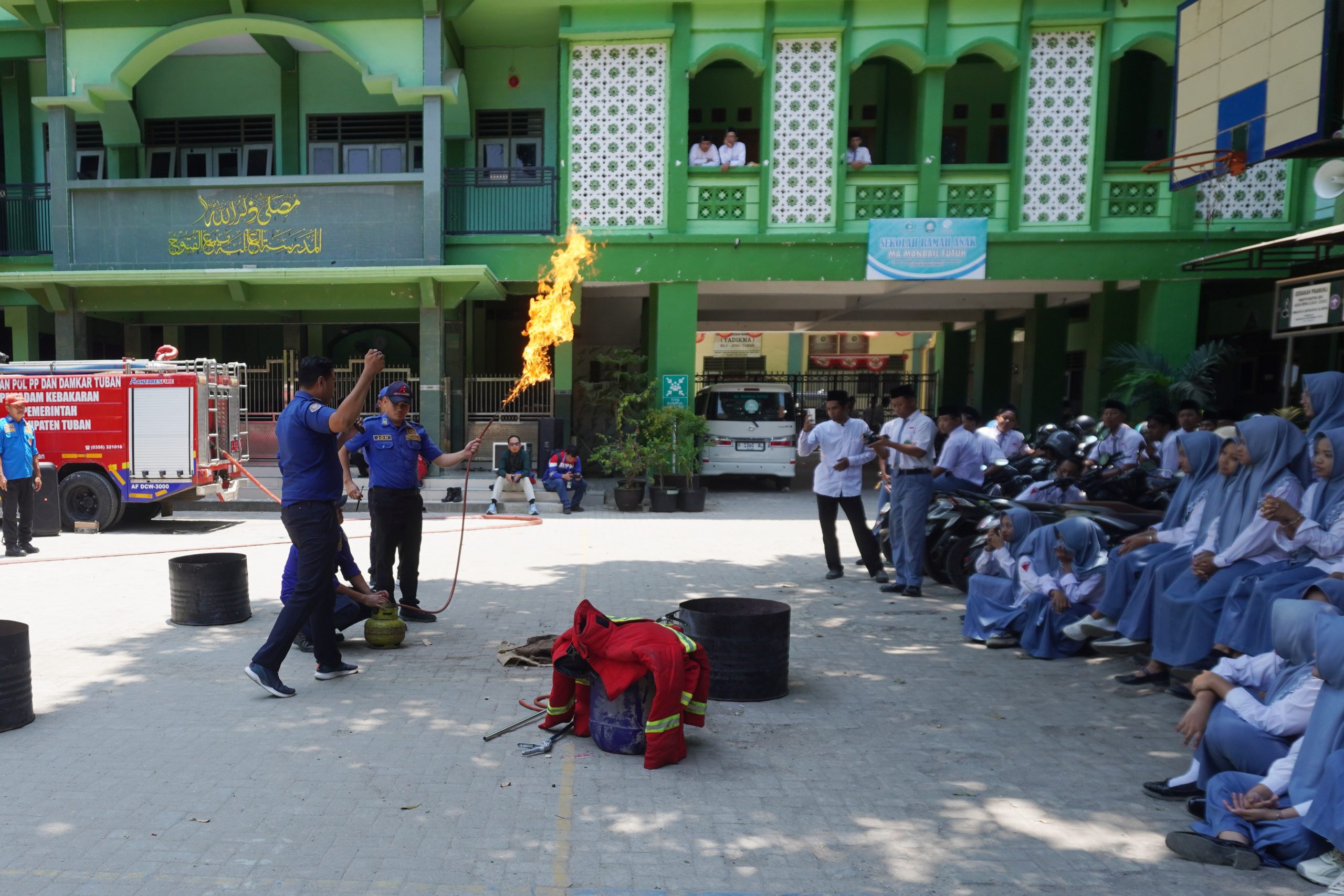 simulasi kebakaran